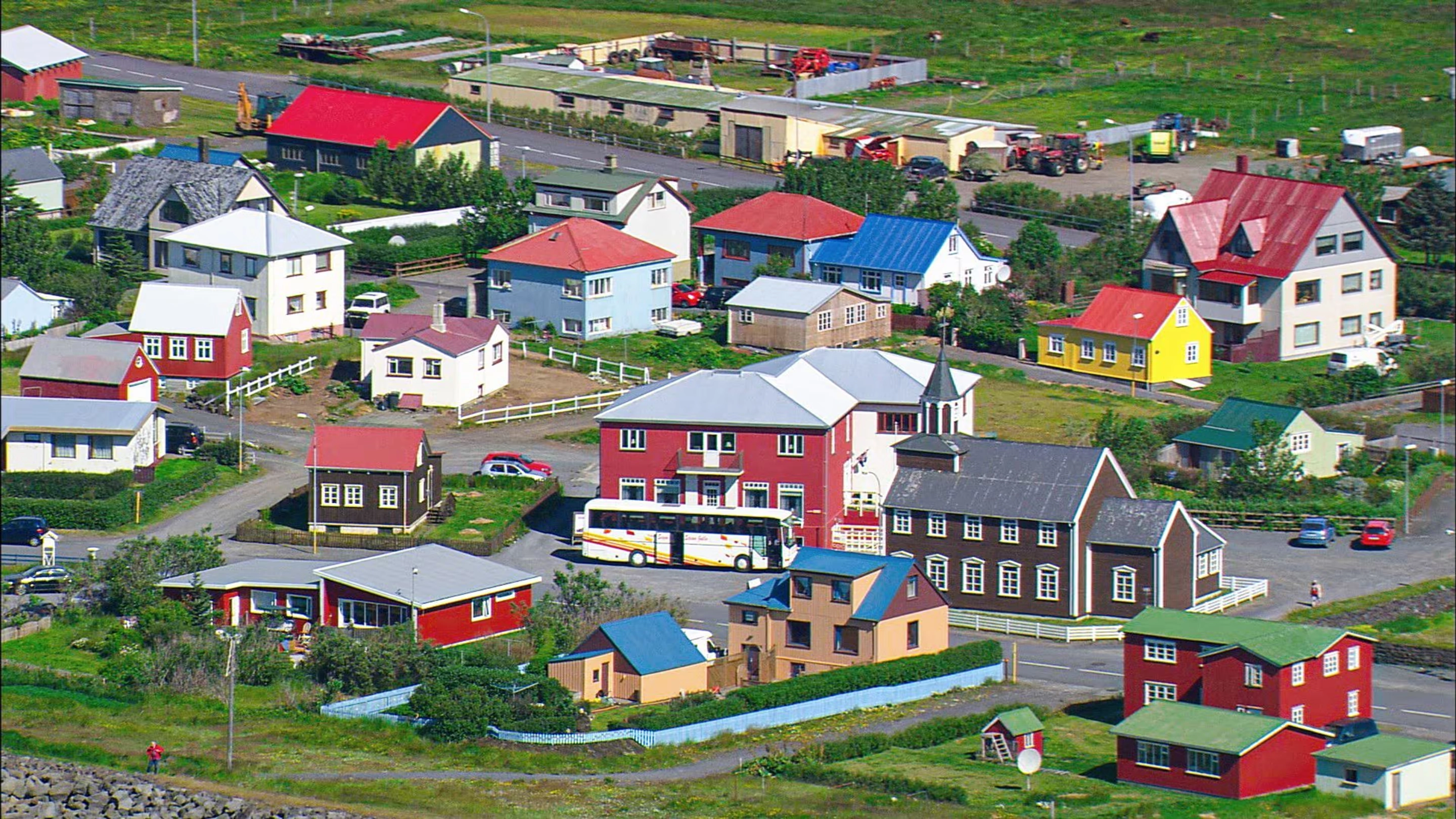  Aerial Profiles: Iceland From Above 