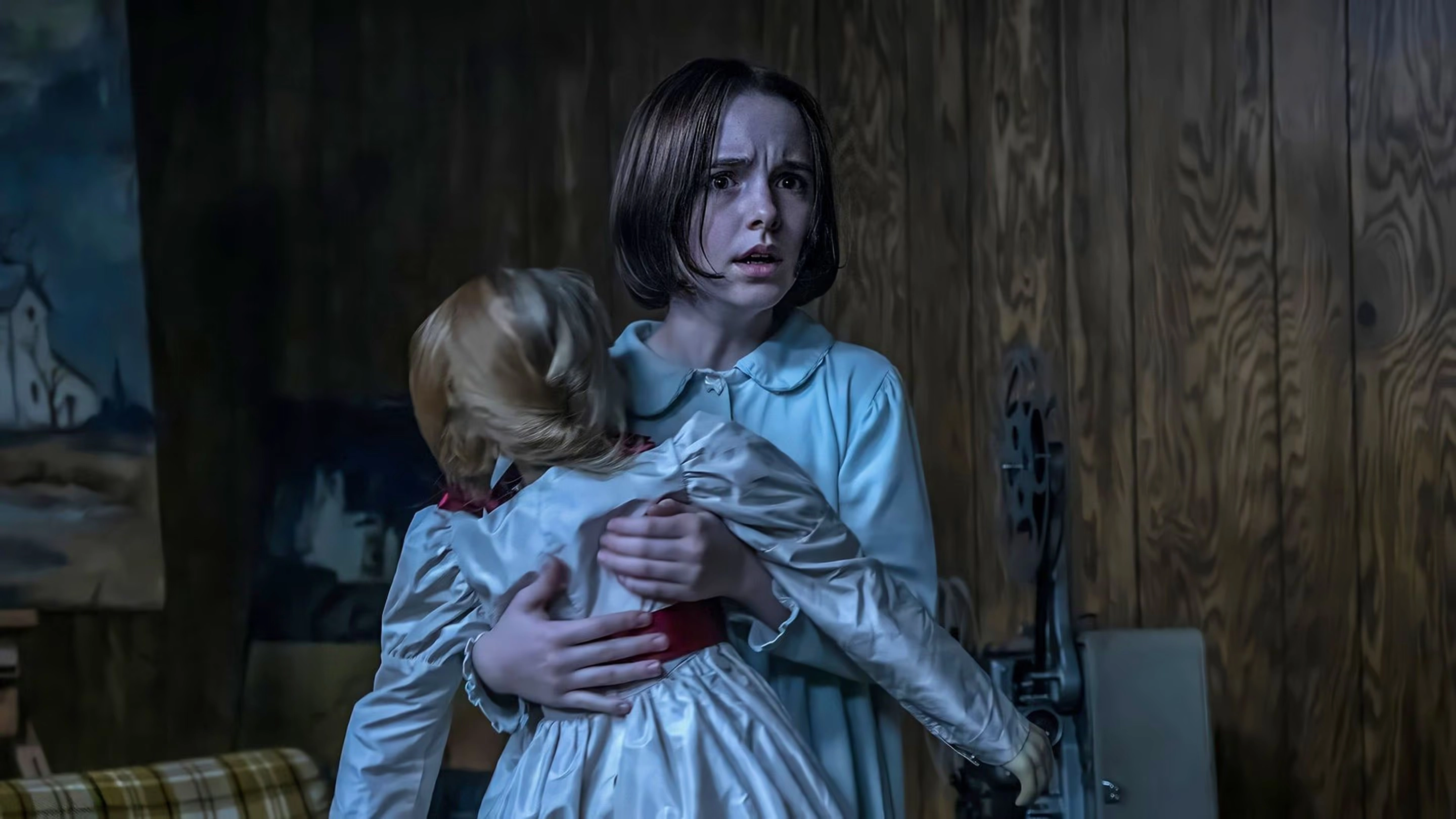  Annabelle Comes Home 